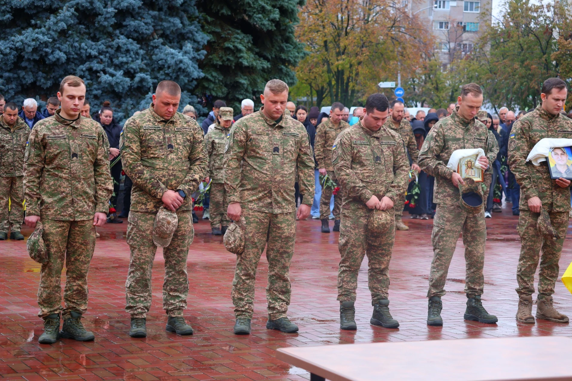 У Південноукраїнську попрощалися зі старшим солдатом Євгеном Кристофолем