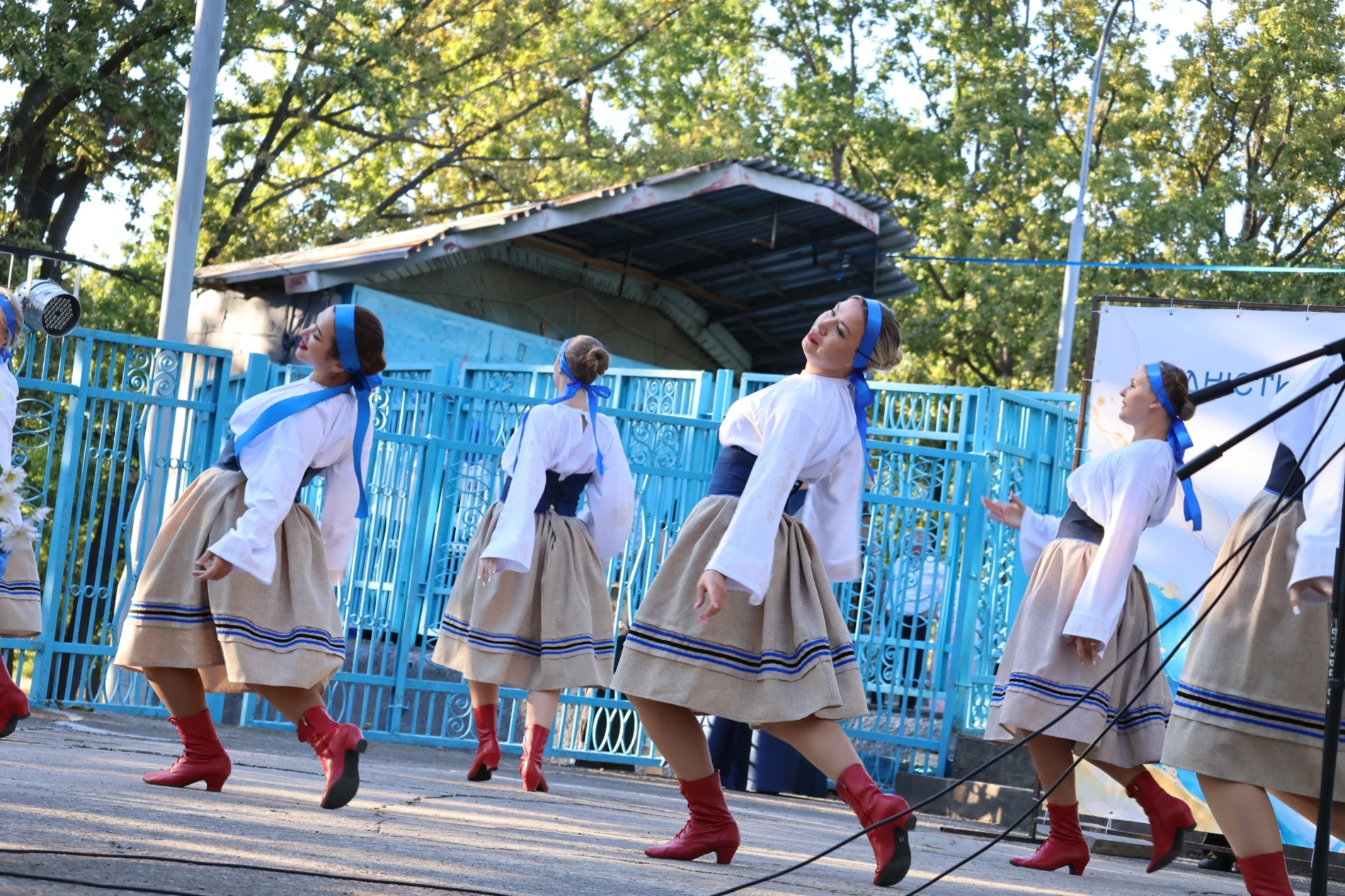 День Прапора у Південноукраїнську: ярмарок, розваги, концерт. Фоторепортаж.