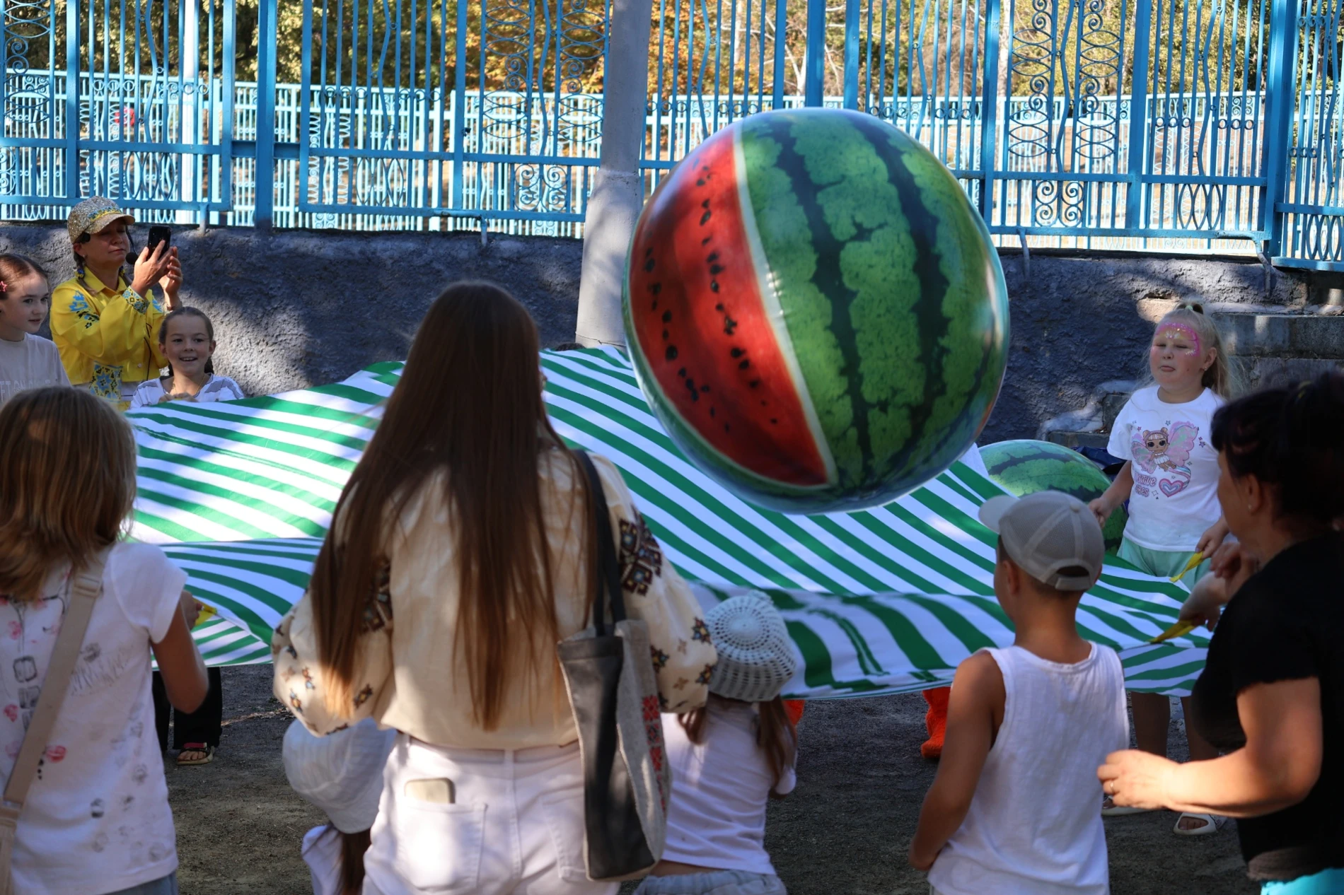 День Прапора у Південноукраїнську: ярмарок, розваги, концерт. Фоторепортаж.