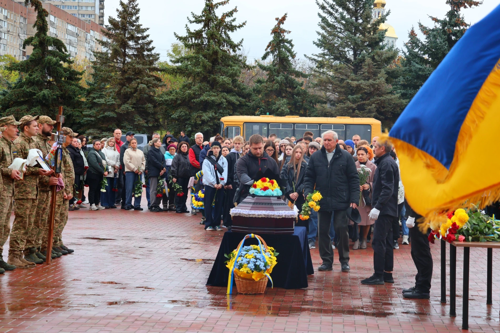 У Південноукраїнську попрощалися зі старшим солдатом Євгеном Кристофолем