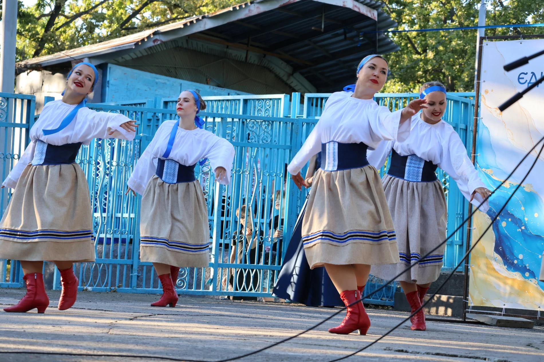 День Прапора у Південноукраїнську: ярмарок, розваги, концерт. Фоторепортаж.