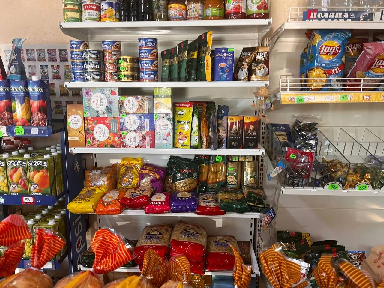Ажіотаж на бакалію в Південноукраїнську: чому зникають продукти і чи є дефіцит