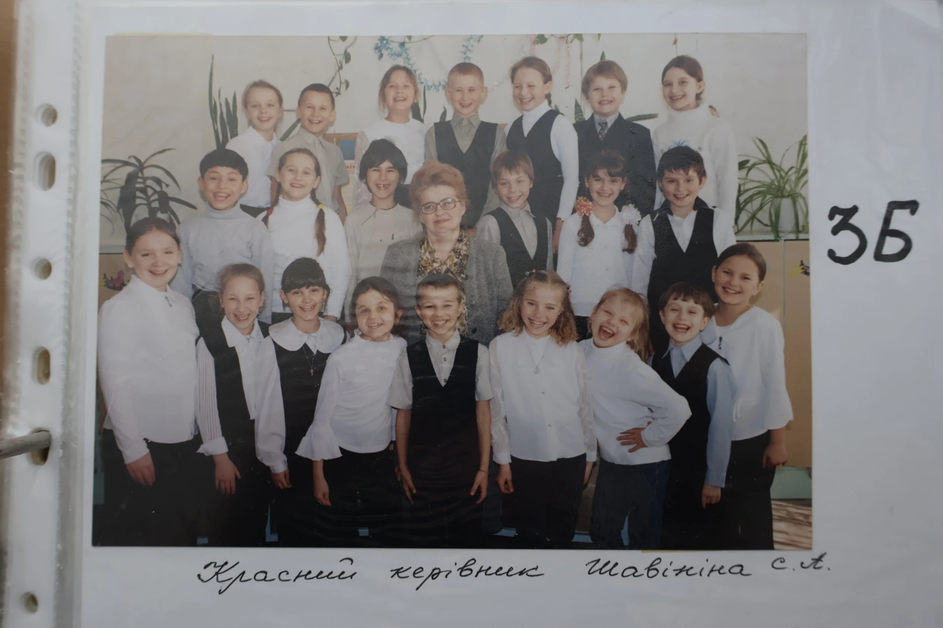 Першій школі Південноукраїнська – 50 років: школа, до якої повертаються