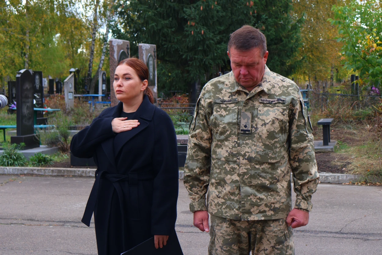 У Південноукраїнську попрощалися із 43-річним захисником Олегом Крівцовим