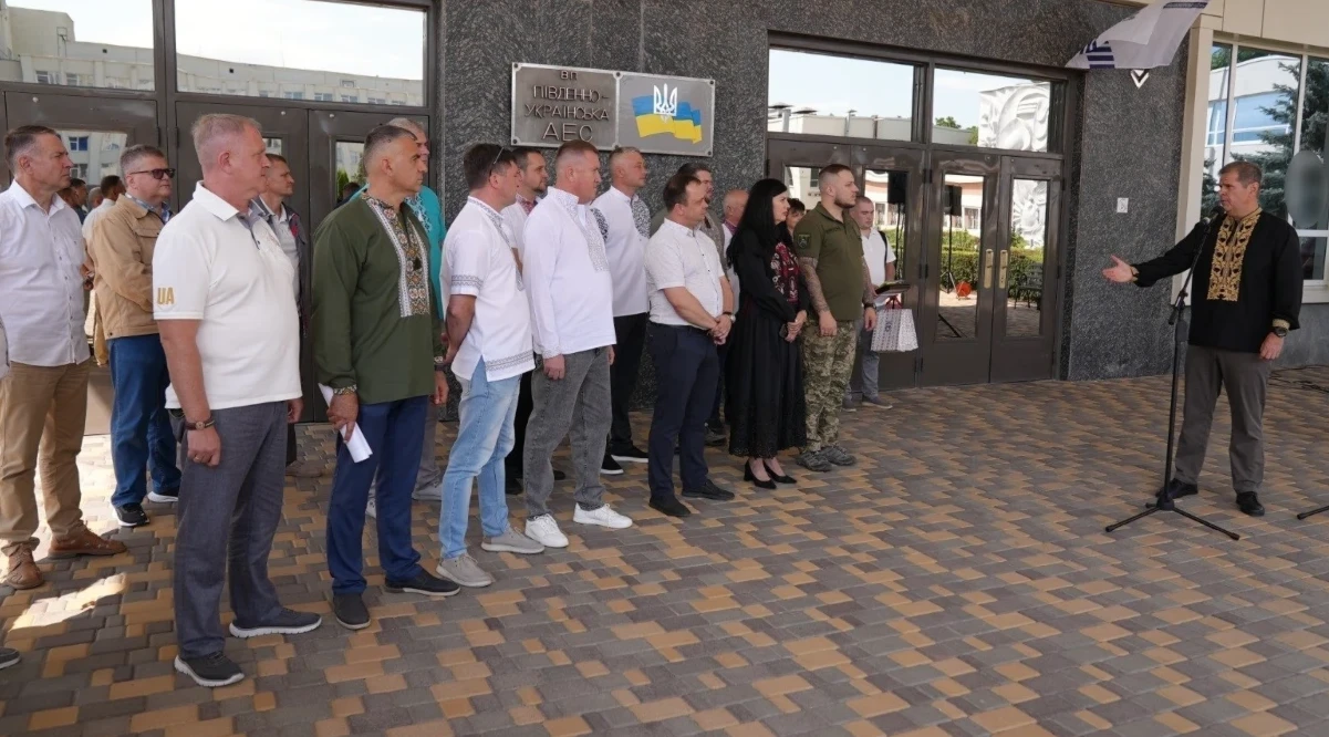 Південноукраїнці допомагають бити ворога: військовим передали обладнання для БпЛА