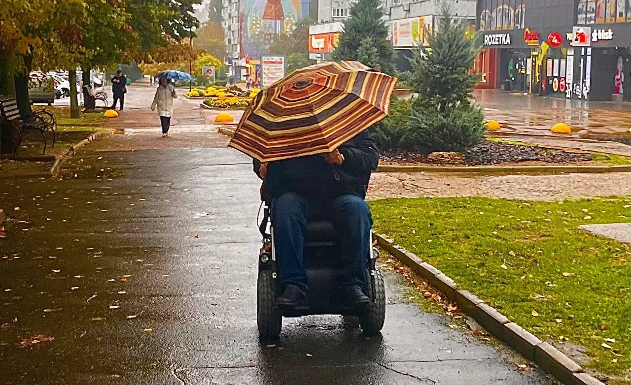 У Південноукраїнську дощить: осінні фото під будь-який настрій