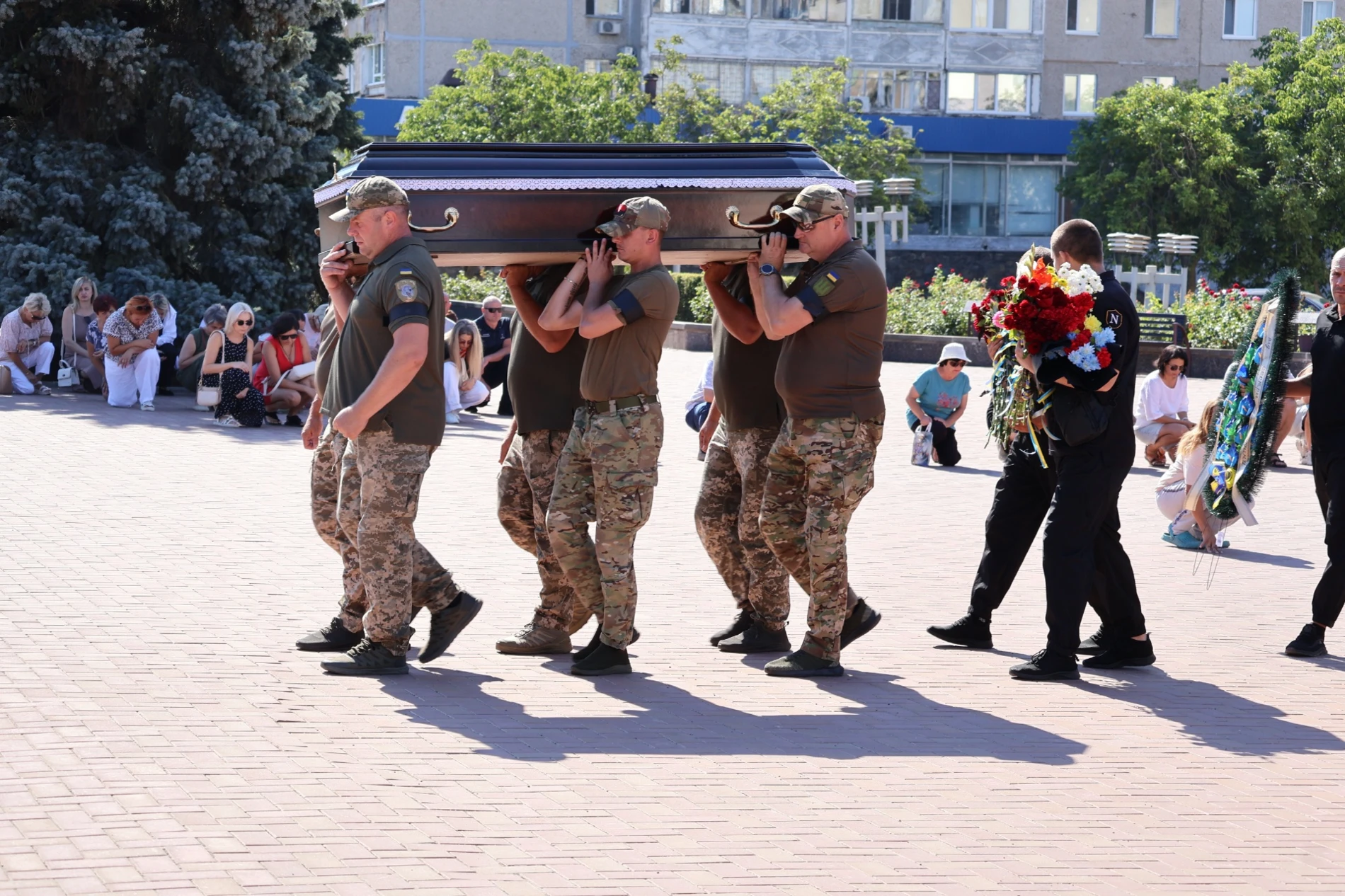 У Південноукраїнську попрощалися із солдатом Олександром Білим