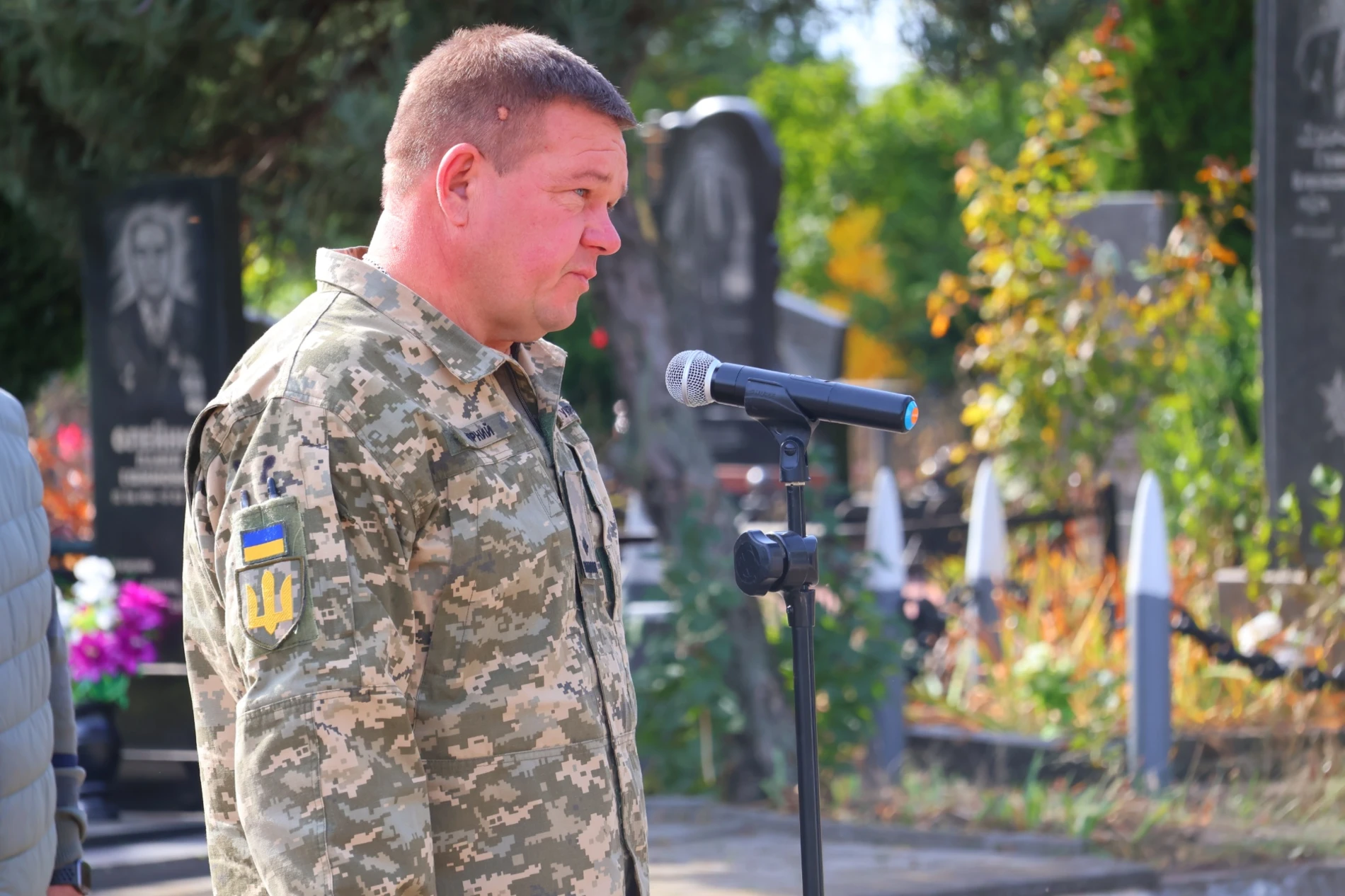 У Південноукраїнську попрощалися з 46-річним захисником Дмитром Смірновим