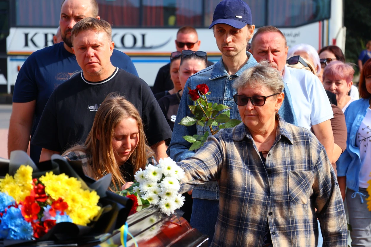 У Південноукраїнську попрощалися із Віктором Шевченком, який понад три роки захищав Україну