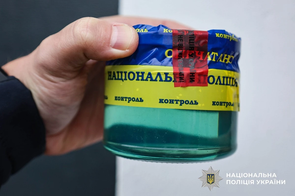 Машиніст і помічник «Укрзалізниці» зливали дизель з тепловоза: пальне продавали на Вознесенщині