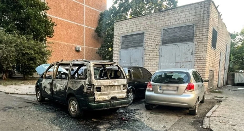 У Південноукраїнську підозрюваного у підпалі авто сусіда взяли під варту: застава 665 600 грн