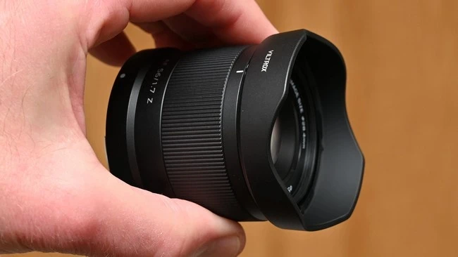 Портретний об'єктив Viltrox AF 56mm f/1.7 E проти Sigma, TTArtisan та Sony
