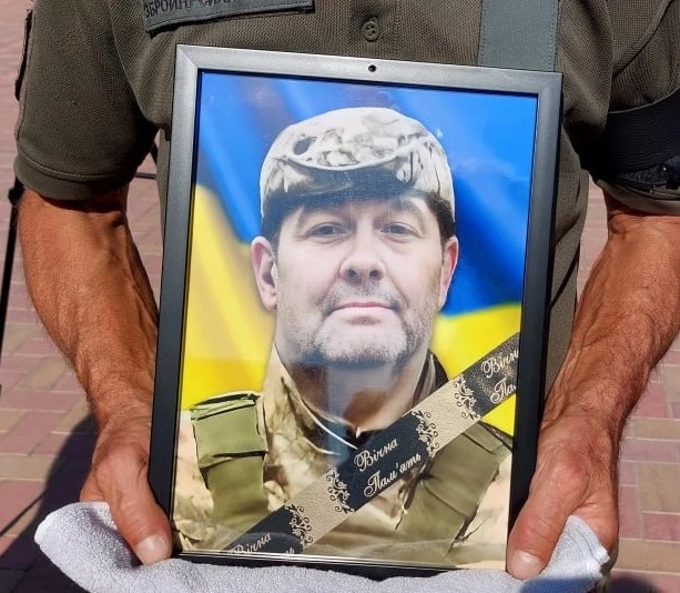 У Південноукраїнську попрощалися з Володимиром Булавіним, який понад рік вважався зниклим безвісти
