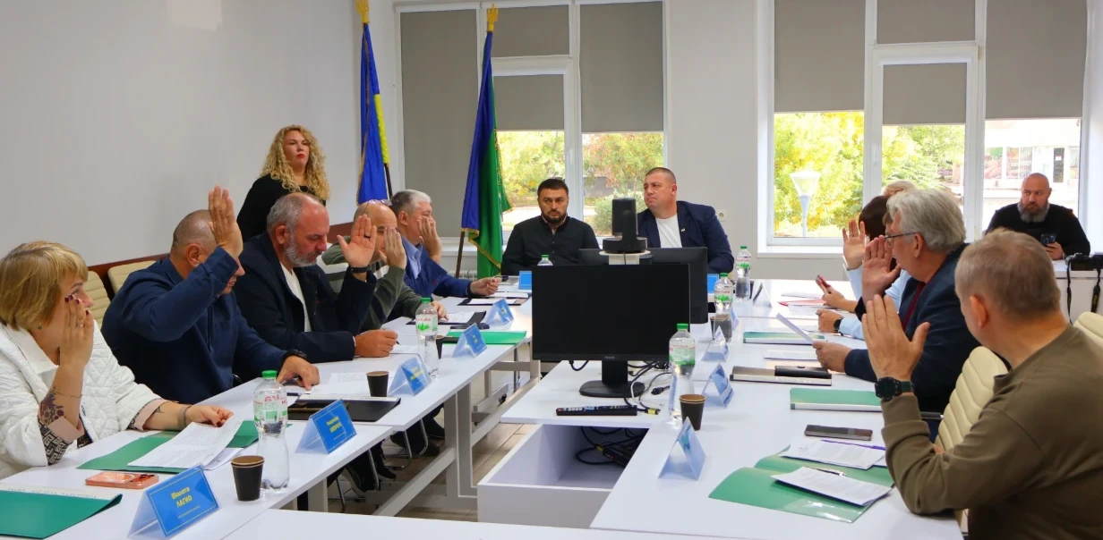 Одноголосно підтримали розпочати опалювальний сезон 2026-2027 у понеділок.