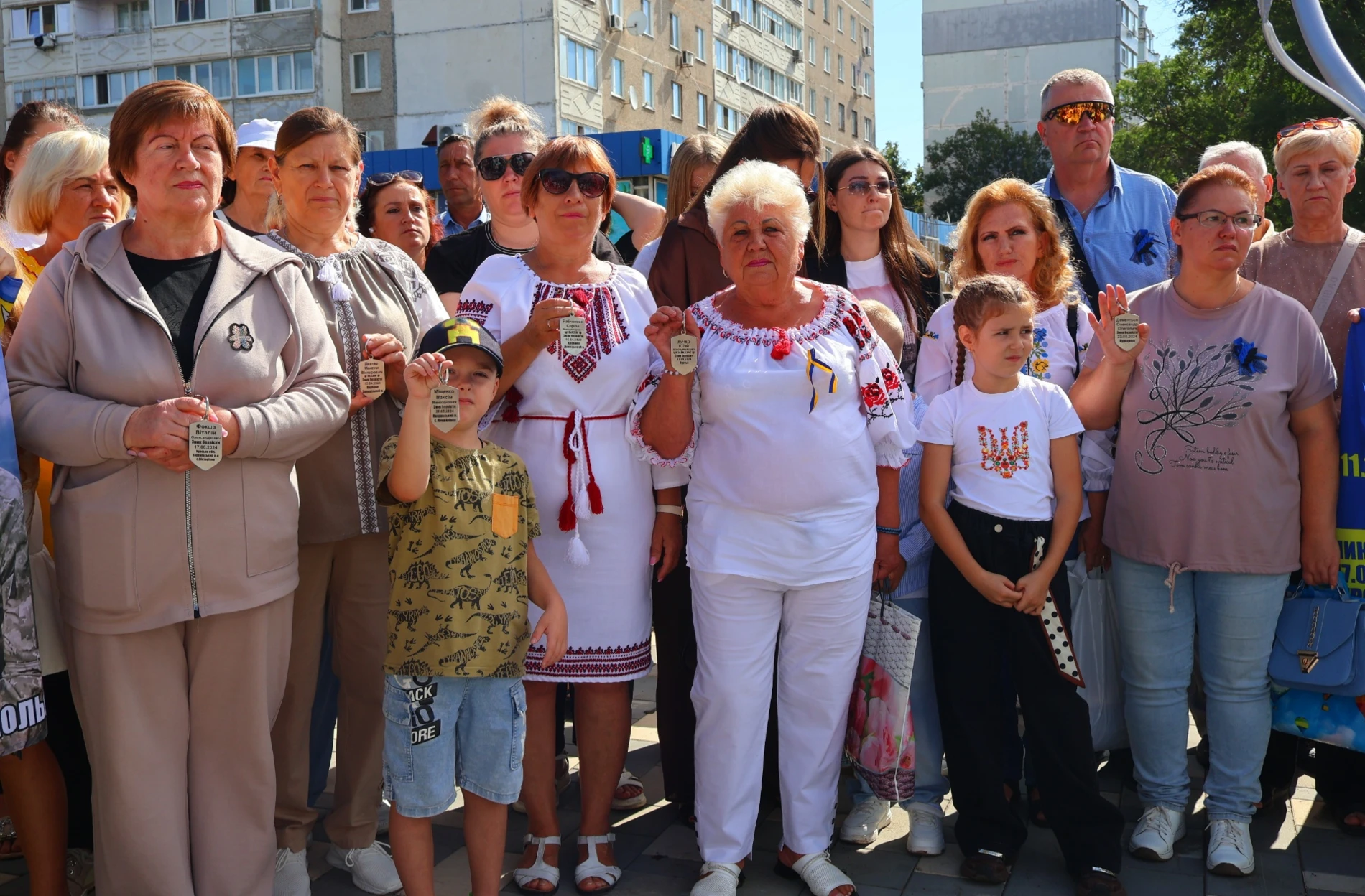 У Південноукраїнську відкрили пам'ятний знак «Дерево надії»