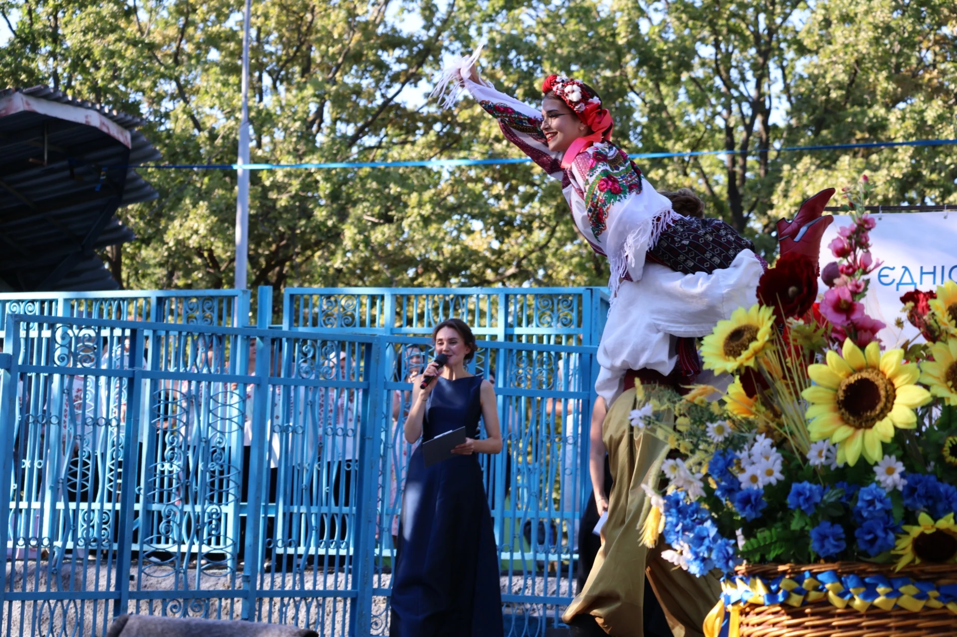 День Прапора у Південноукраїнську: ярмарок, розваги, концерт. Фоторепортаж.