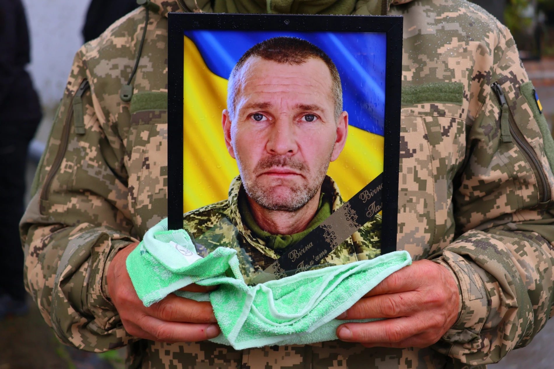 У Південноукраїнську попрощалися з військовим Євгеном Яцишиним
