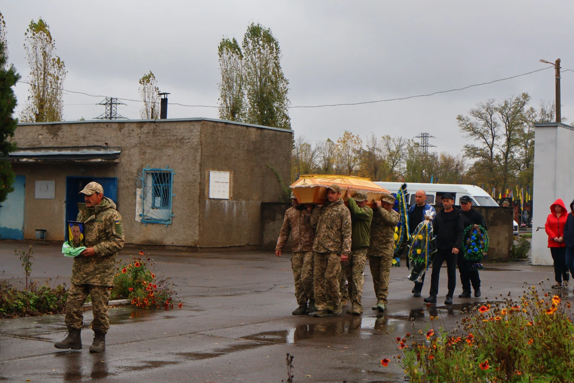 У Південноукраїнську попрощалися з військовим Євгеном Яцишиним