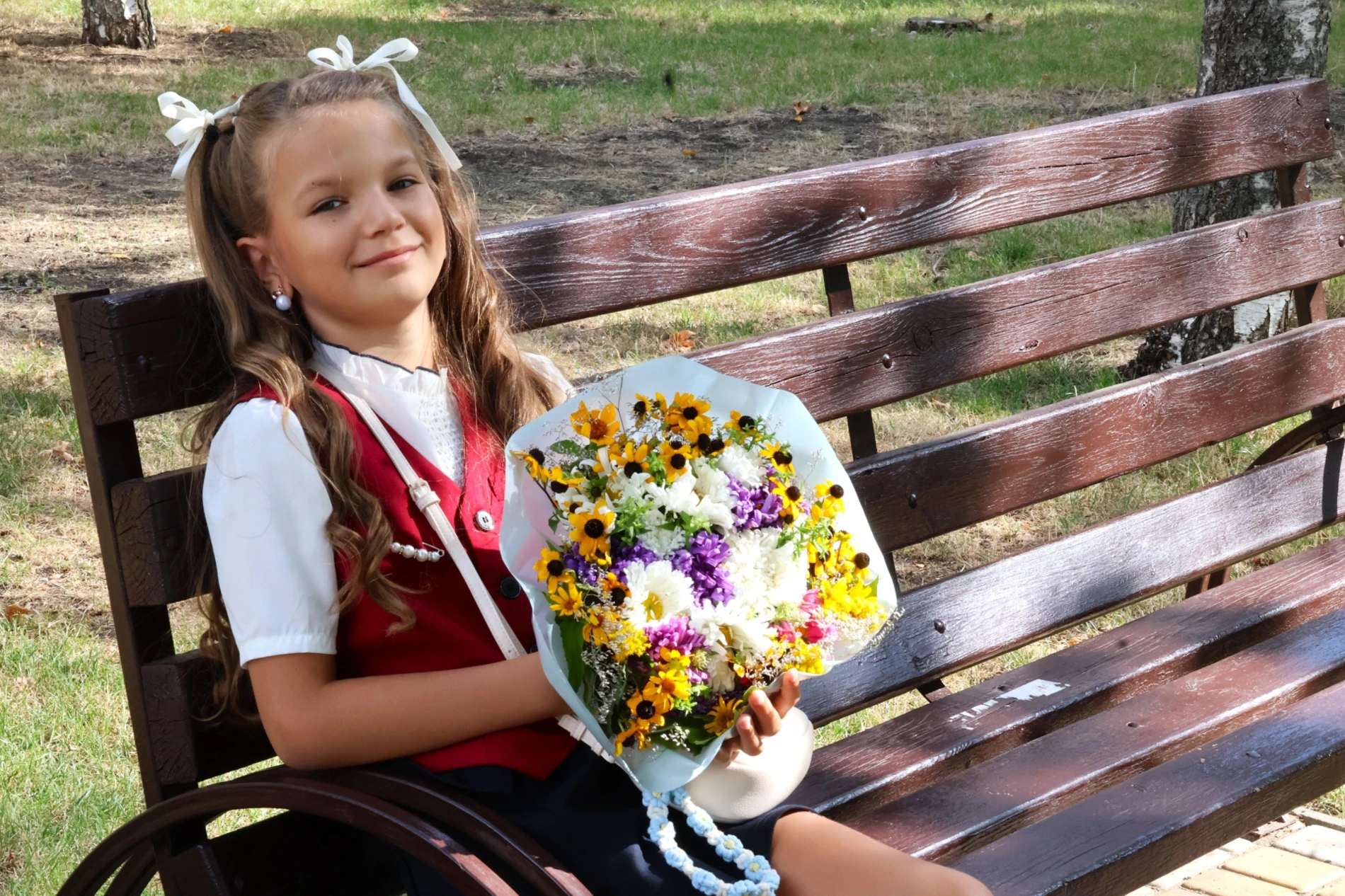 Ювілеї та 276 першокласників: як у ліцеях Південноукраїнська пройшов Перший дзвоник. Фотопідбірка