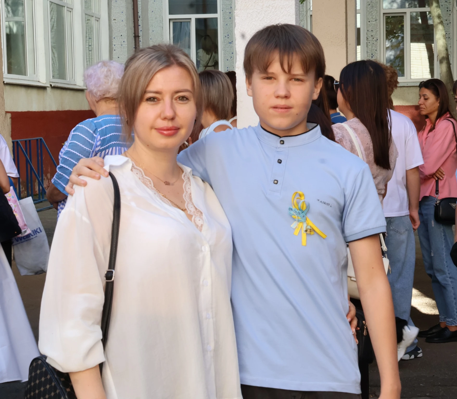 Ювілеї та 276 першокласників: як у ліцеях Південноукраїнська пройшов Перший дзвоник. Фотопідбірка