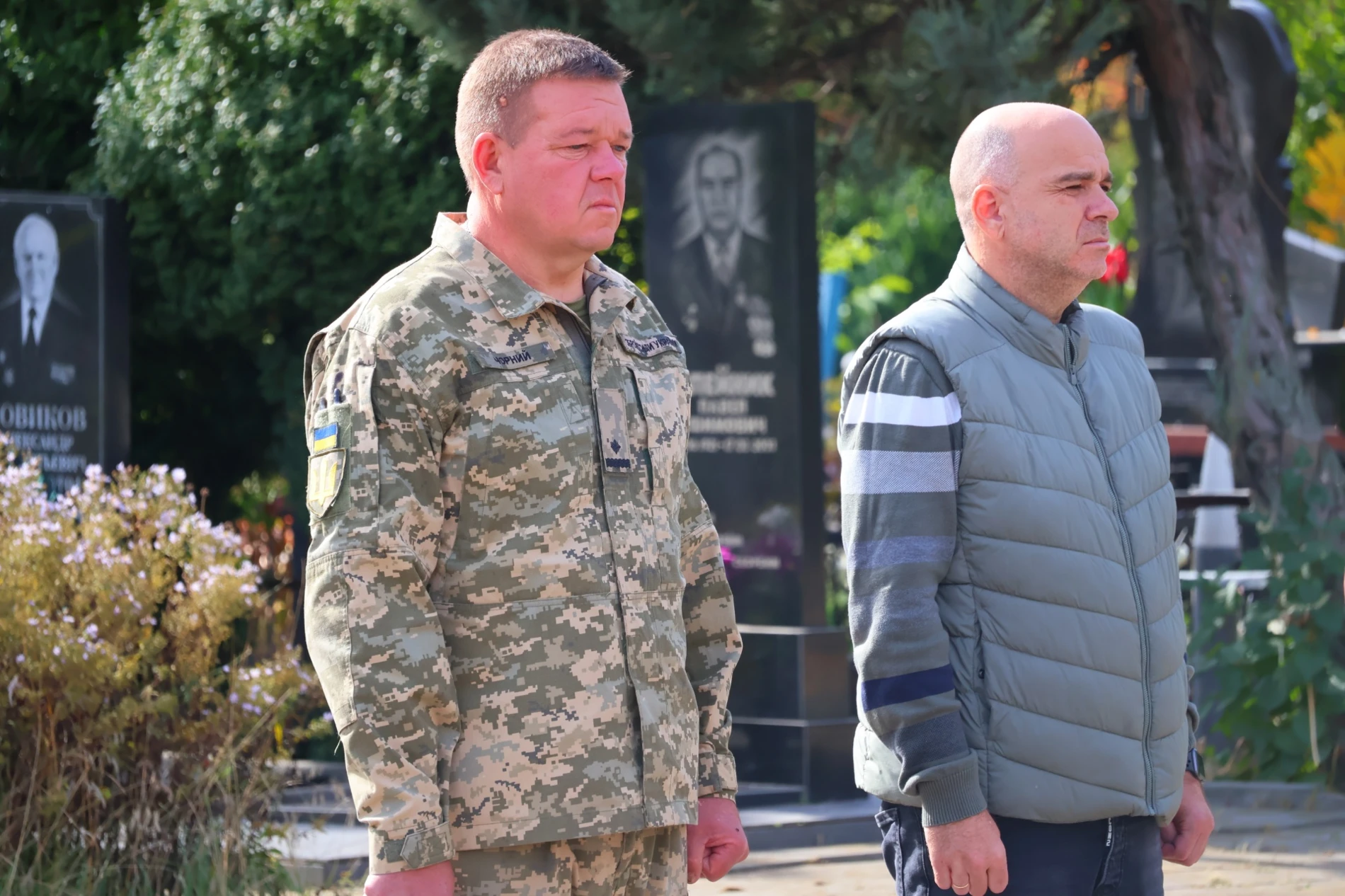 У Південноукраїнську попрощалися з 46-річним захисником Дмитром Смірновим