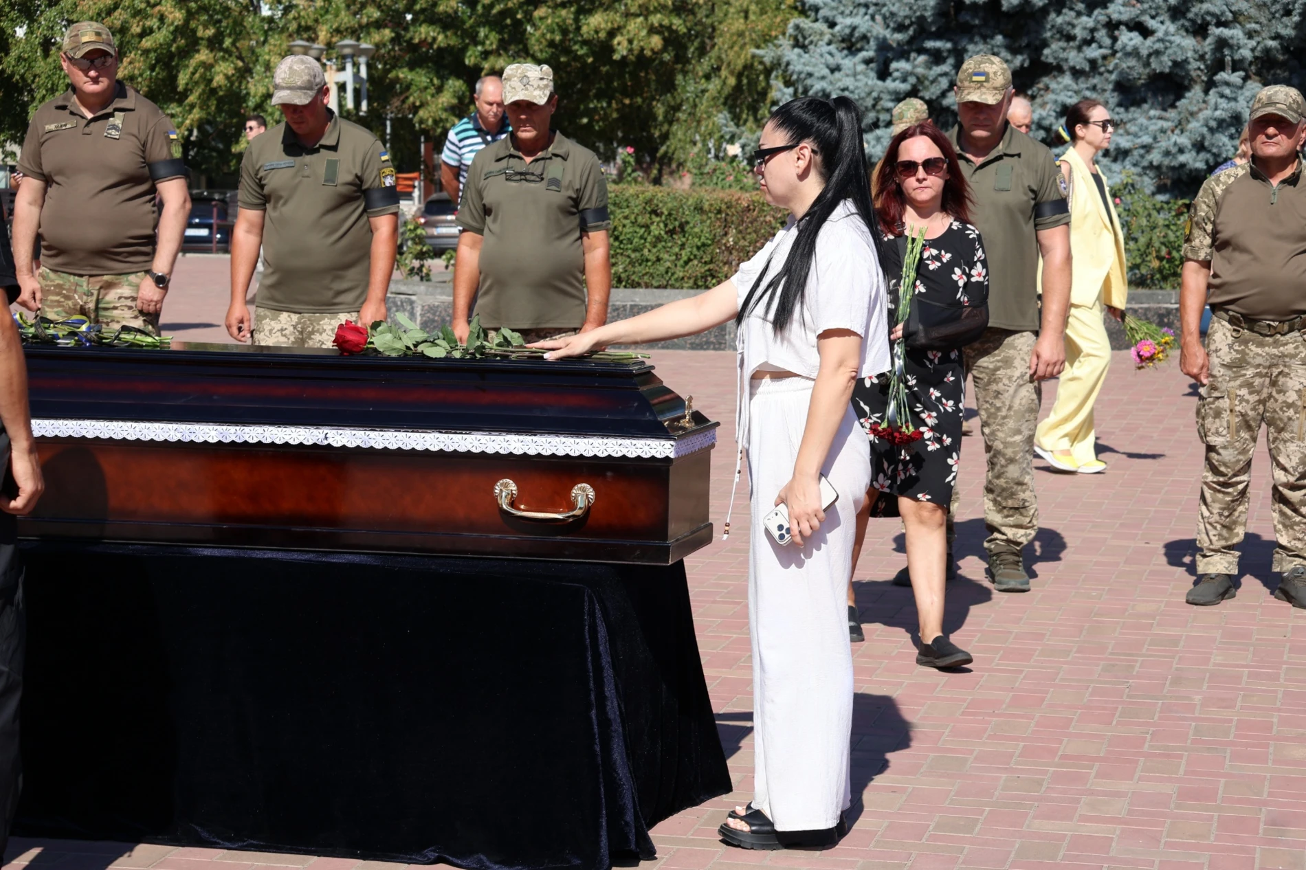 У Південноукраїнську попрощалися із солдатом Олександром Білим