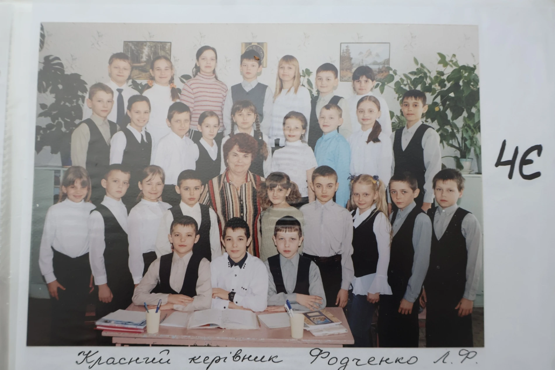 Першій школі Південноукраїнська – 50 років: школа, до якої повертаються