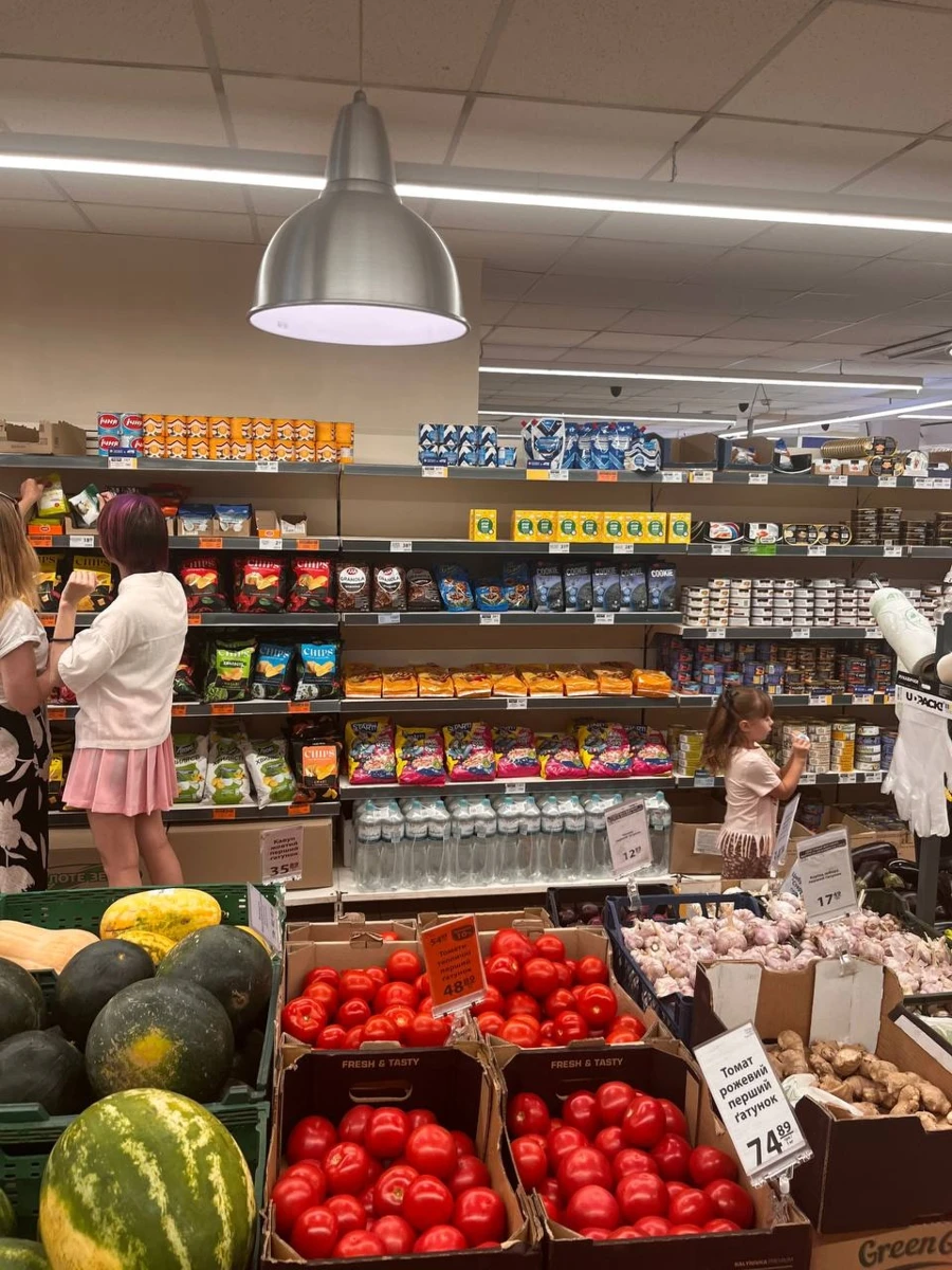 Ажіотаж на бакалію в Південноукраїнську: чому зникають продукти і чи є дефіцит