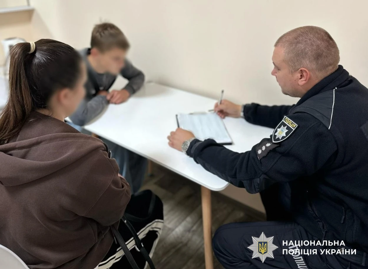 У Первомайську двоє 15-річних учнів потрапили до лікарні після алконапою, який приніс однокласник