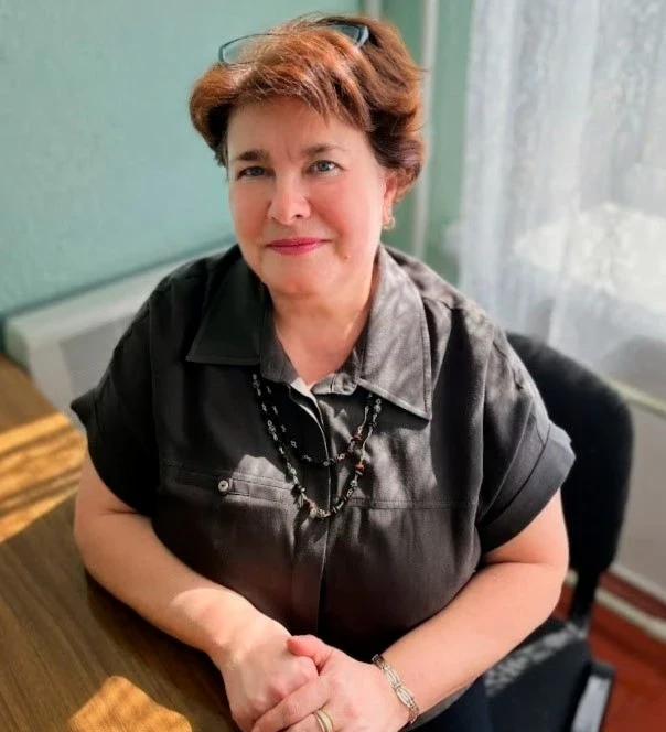 Тут пам’ятають випускників і чекають на нових учнів: чим живе Костянтинівська гімназія