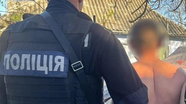 «Замінував відділок»: суд продовжив арешт серійному телефонному «мінеру» з Південноукраїнська