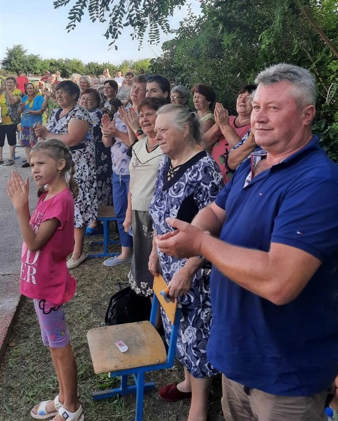 Глядачи тепло сприймали виступ художньої самодіяльністі