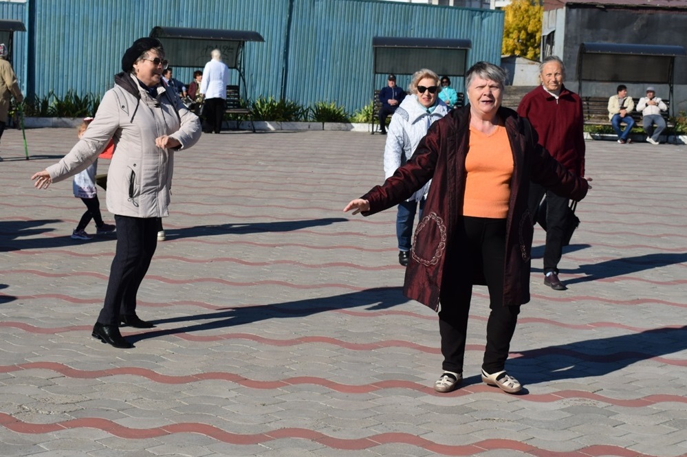 Ці жіночки сьогодні запалюють