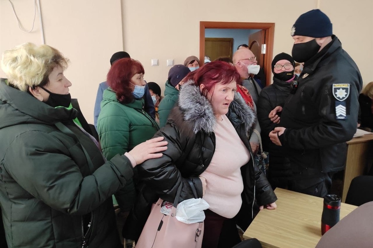 Поліцейські дуже тактовно робили зауваження селянам