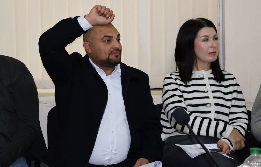 Сергій Лупов просить слово.