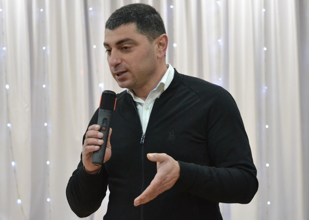 Спартак Гукасян приїхав з Миколаєва