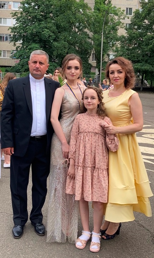 о. Ігор з родиною