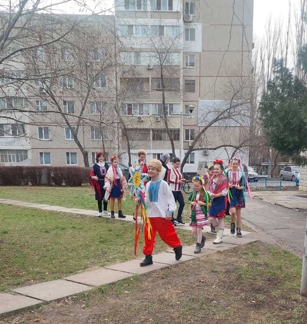 Ой, радуйся, земле, син Божий народився