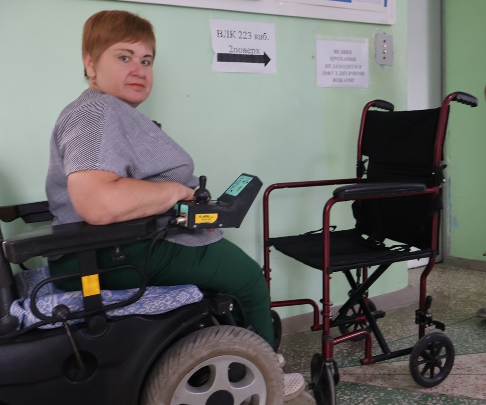 Крісло колісне з приймального відділення