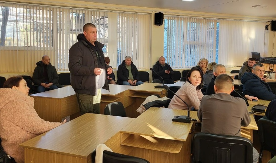 Секратар ради повідомив, що міський голова незабаром  буде