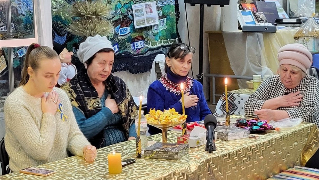 Тиха зустріч зі світлом надії відбулася у Південноукраїнському міському музей