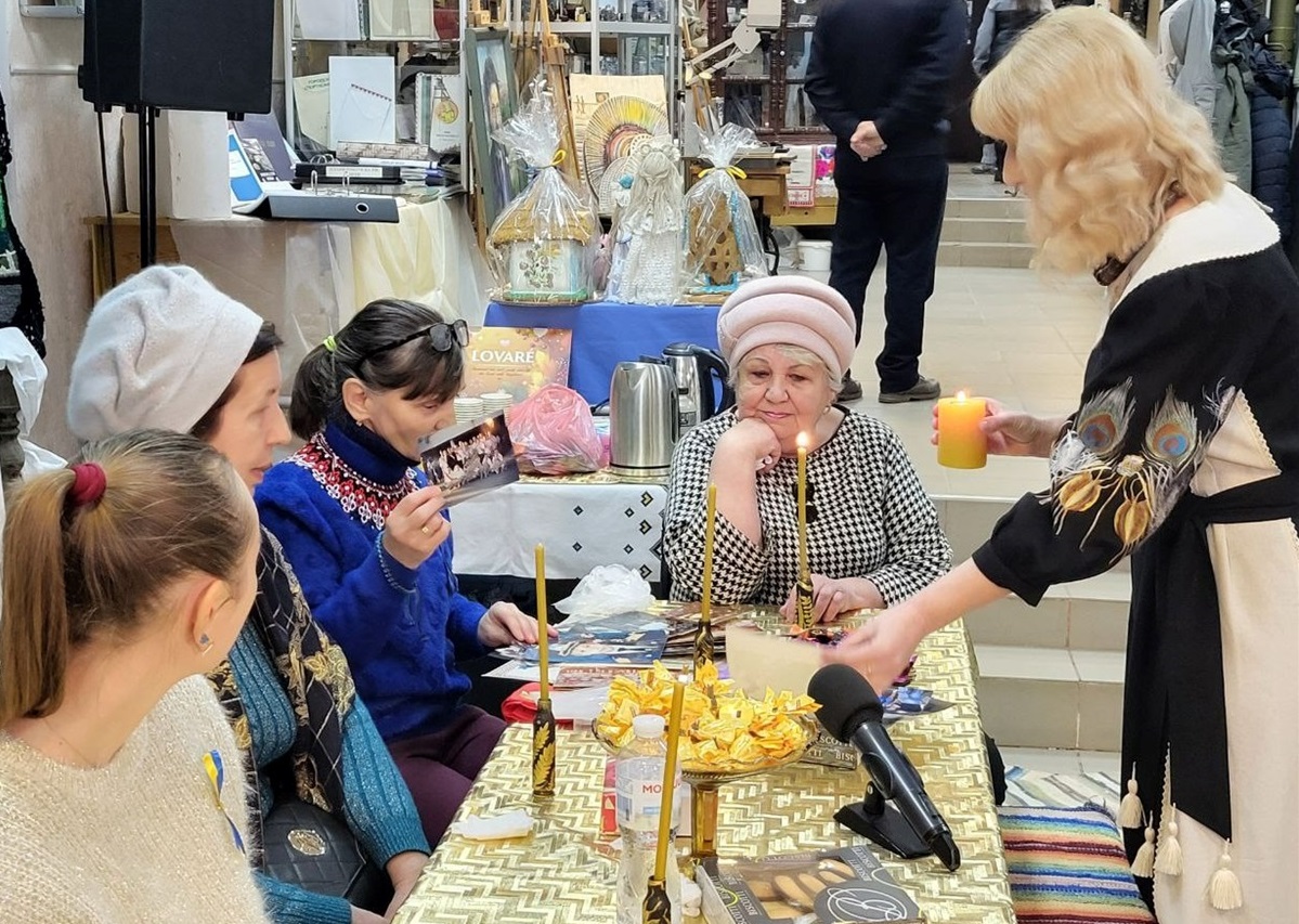 Тиха зустріч зі світлом надії відбулася у Південноукраїнському міському музей