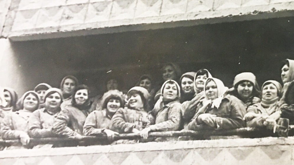 Бригада М.К. Юрчука на будівництві житла