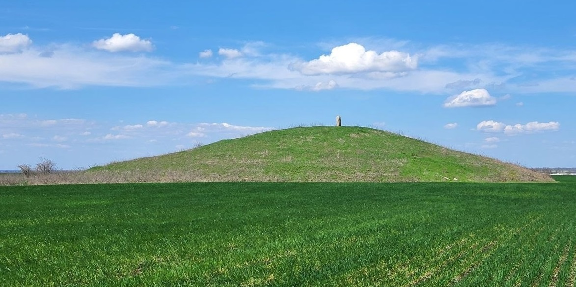 Курган "Могила Курінь"