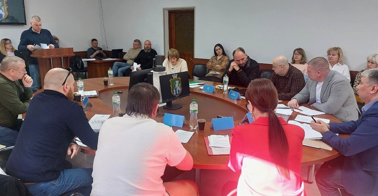 Засідання виконавчого комітету 11.03.2026 р. Доповідає Андрій Лопушенко – начальник відділу комунальної власності УЖКГ.