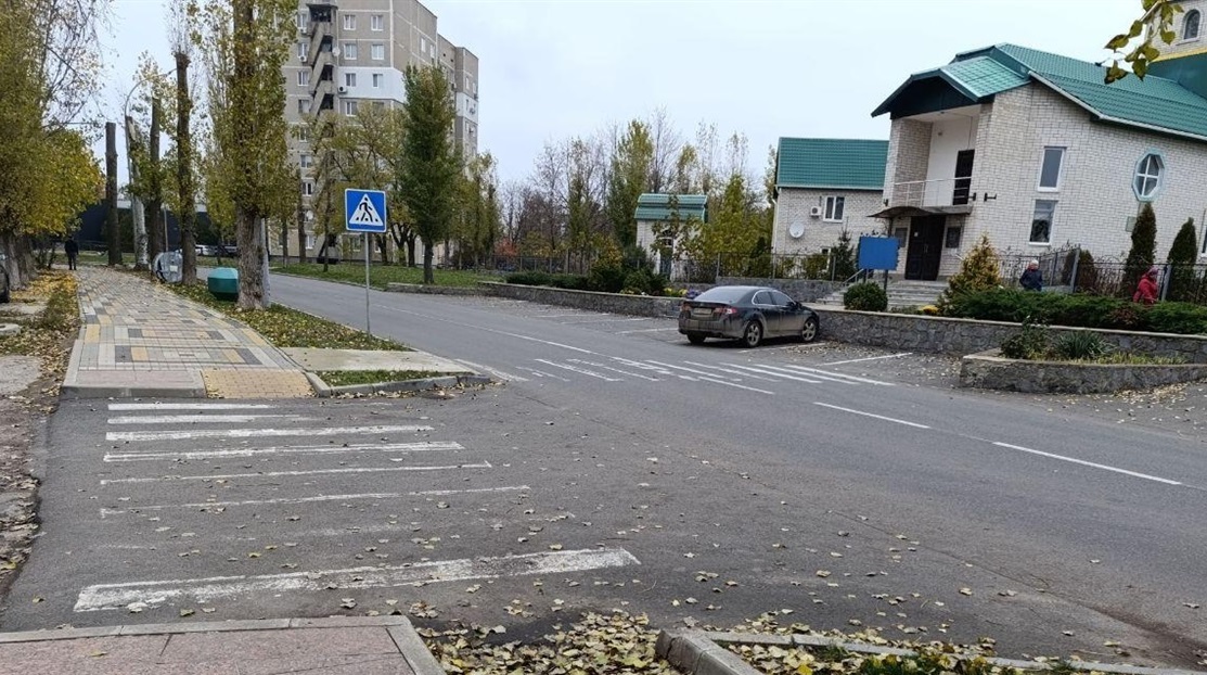 Листопад 2025 року