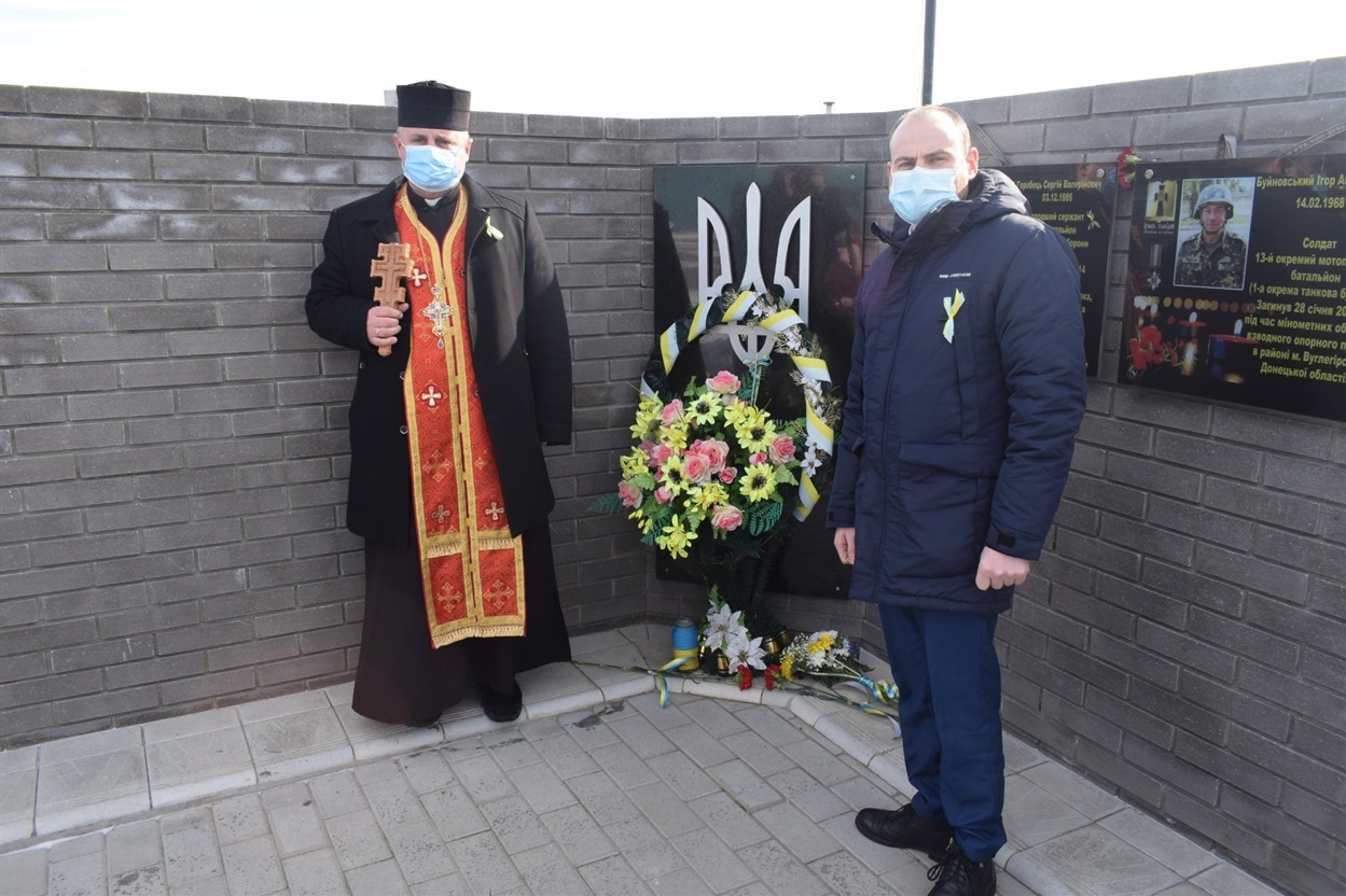 Отець Ігор Ворона та Микола Пелюх