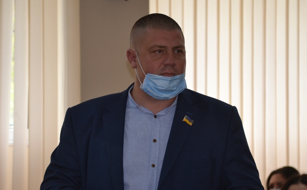 Денис Кравченко опікується долею атовців