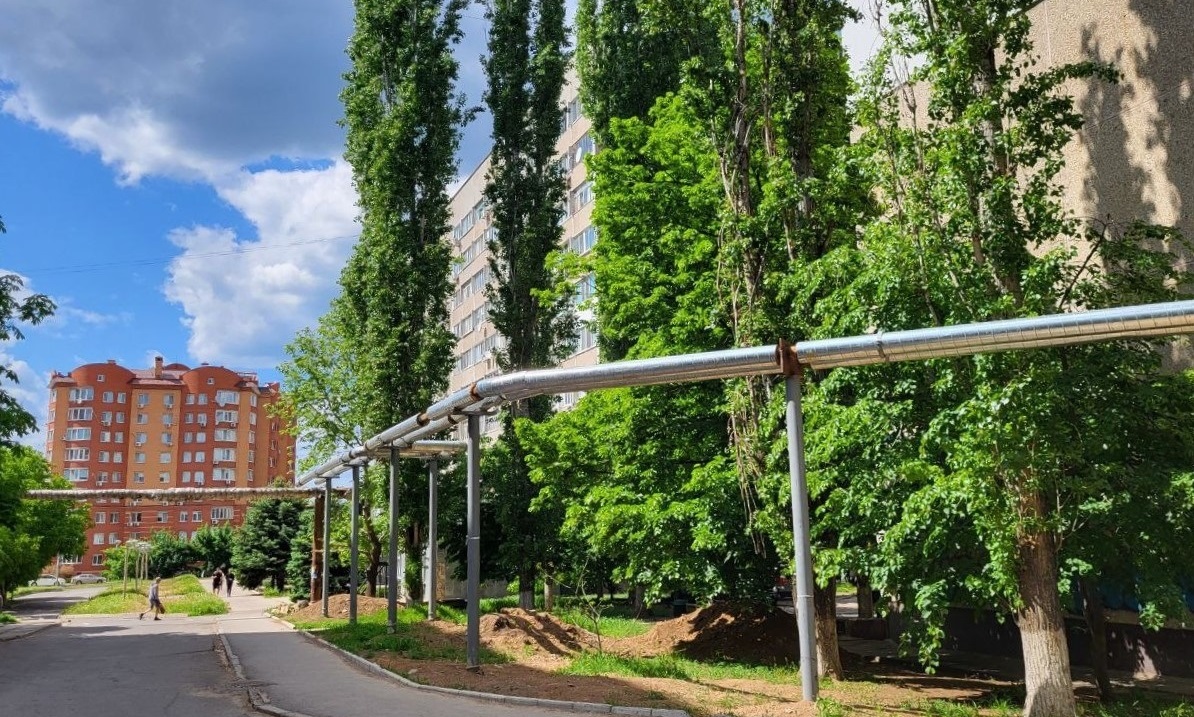 Нова естакада на бульварі Шевченка веде від школи №4 до ТРП-4.