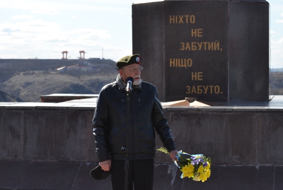 В'ячеслав Громенко, голова ради ветеранів міста, розповів про відвагу воїнів-визволителів